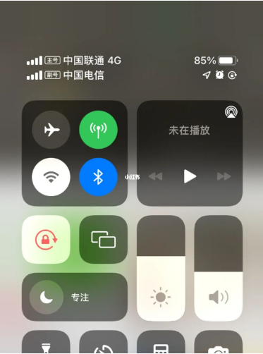 宜宾苹果手机维修分享iPhone双卡信号解决办法 